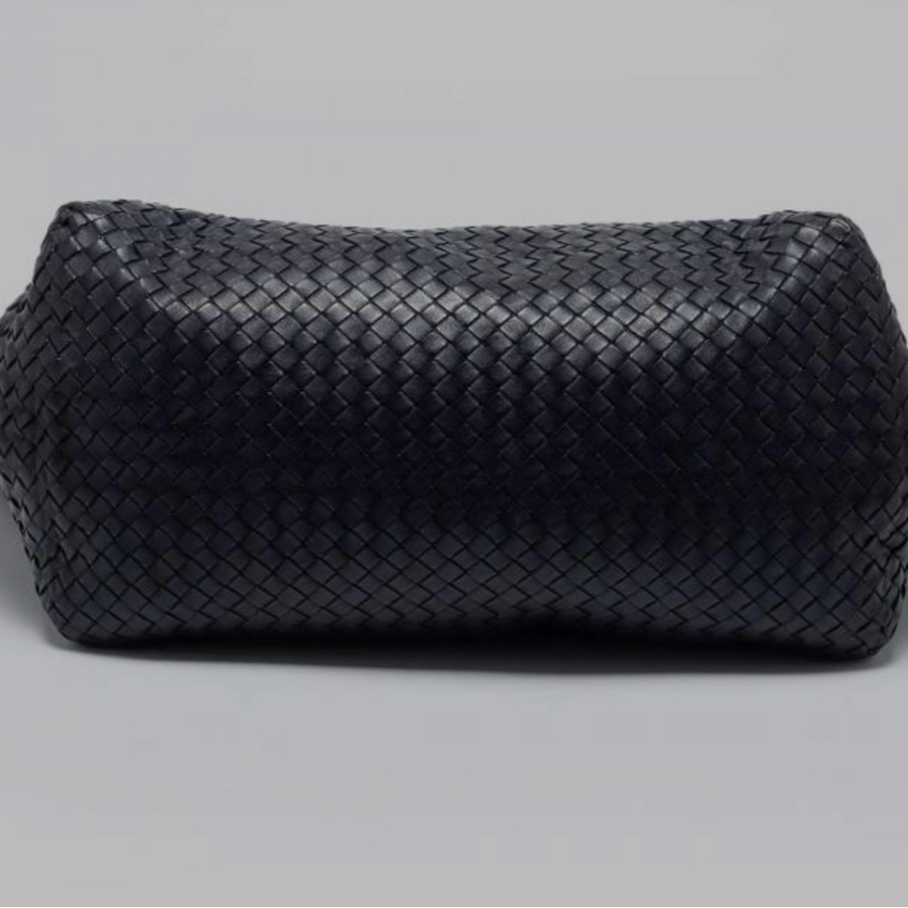 Bottega Veneta Large A-Shape Woven Intrecciato Black Tote Handbag - Picture 9 of 14